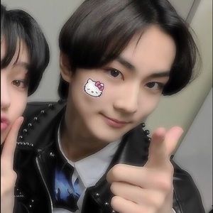 Meet your Posher, Daniella